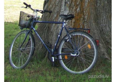 Ogrē nozagti 2 velosipēdi