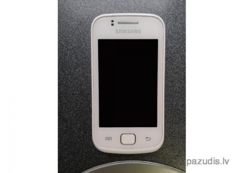 В Межциемсе был потерял телефон Samsung-galaxy-gio