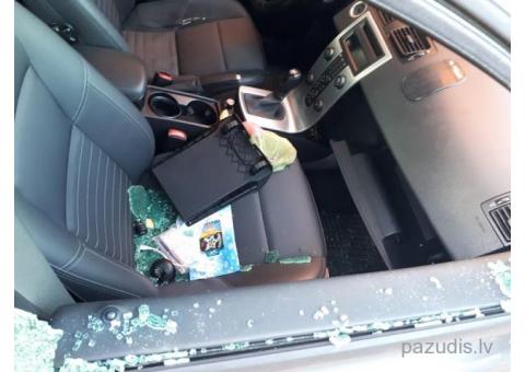 Nozagtas lietas no auto