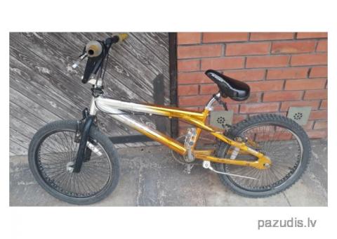 Atrasts BMX tipa velosipēds